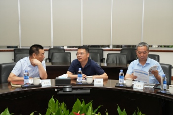 庆阳市西峰区政协主席一行莅临尊龙人生就是博首页考察交流